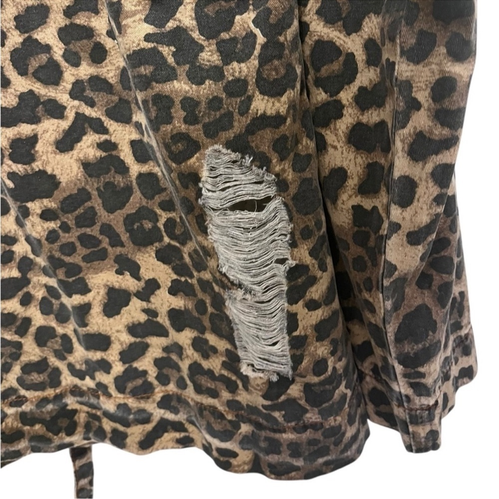 POL Women's Leopard Cheetah Print Distressed Cargo Jacket Size L - Picture 9 of 15